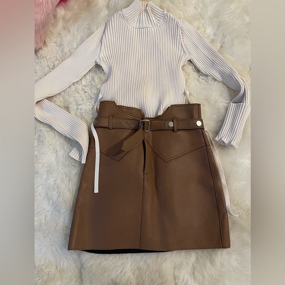 Turtle crop top - Picture 4 of 4